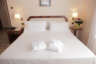 Fotos del hotel Bristol:  2