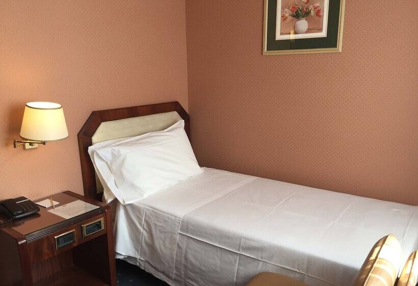 Fotos del hotel Bristol:  10