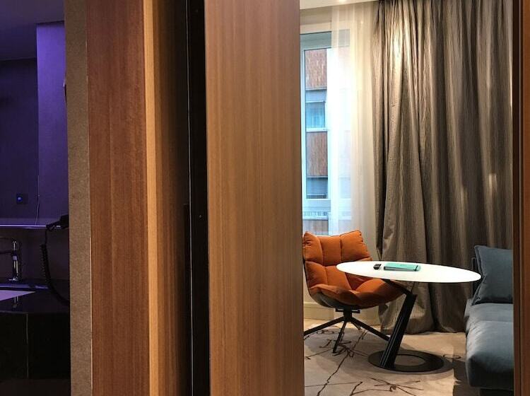 Fotos del hotel Cavour:  6