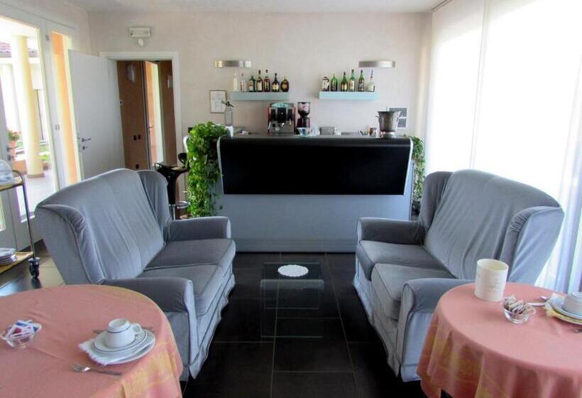 فندق Dante Residence