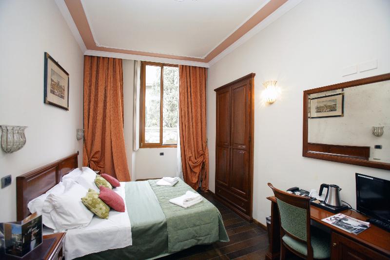 هتل Domus Florentiae