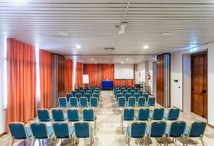 Fotos del hotel Europa Palace:  49