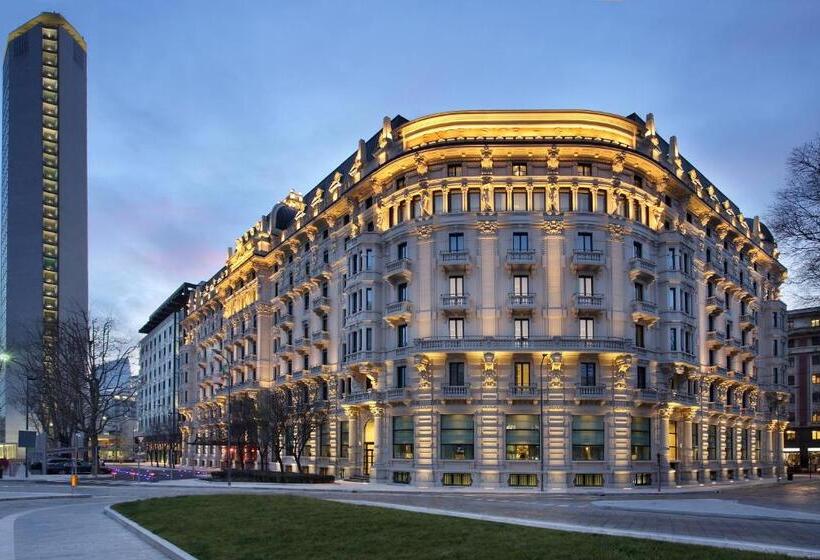 هتل Excelsior  Gallia, A Luxury Collection , Milan