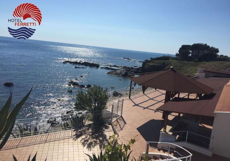 هتل Ferretti