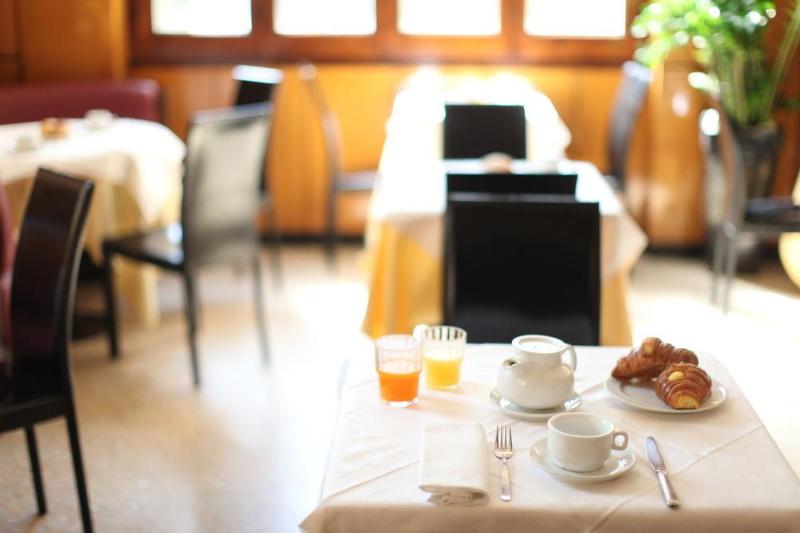 Fotos del hotel Golf:  34