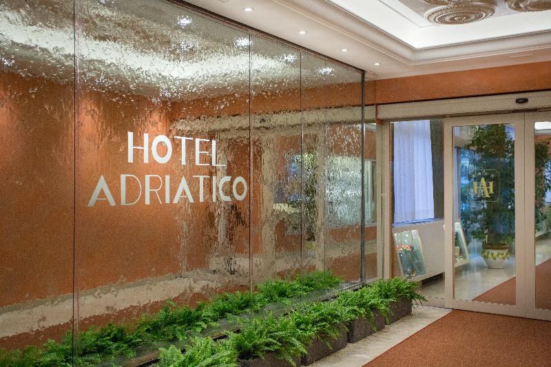 هتل Grand  Adriatico