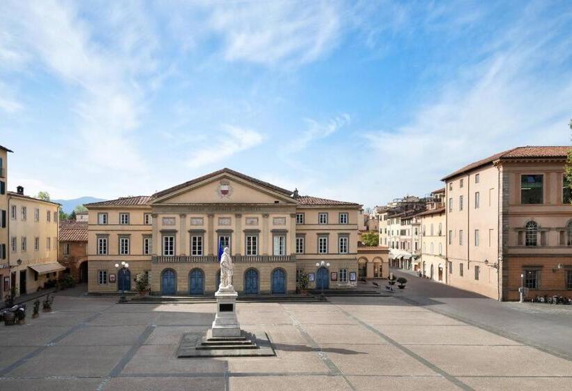 هتل Grand Universe Lucca, Autograph Collection
