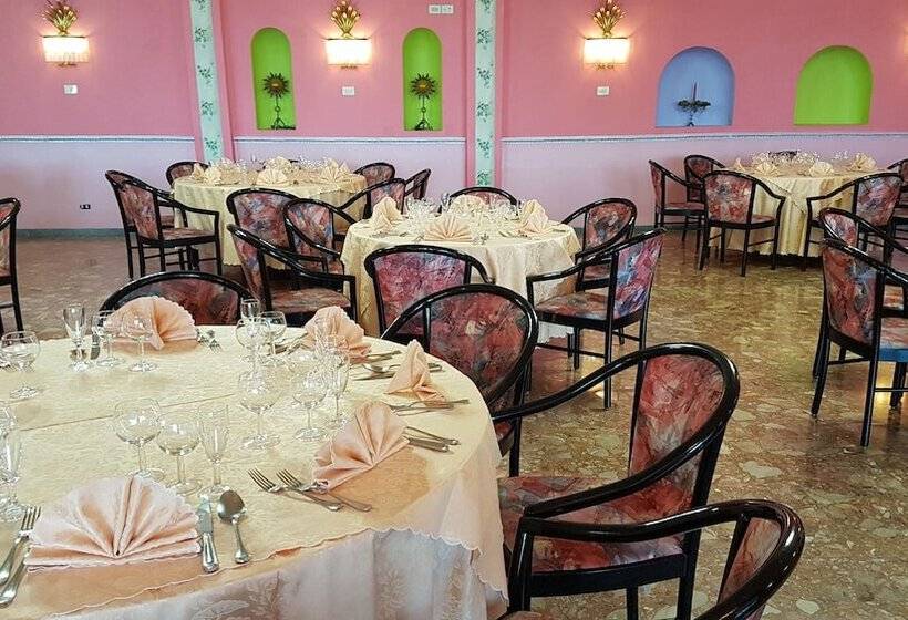 ホテル Grande Albergo Abruzzo