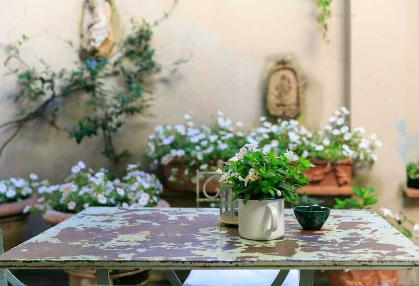 Fotos del hotel J And J Historic House:  4