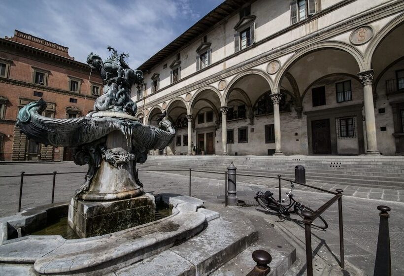 Hotel Loggiato Dei Serviti