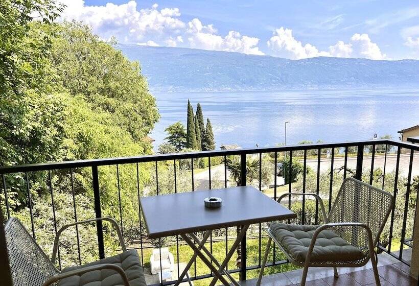 בית מלון כפרי Meandro   Lake View