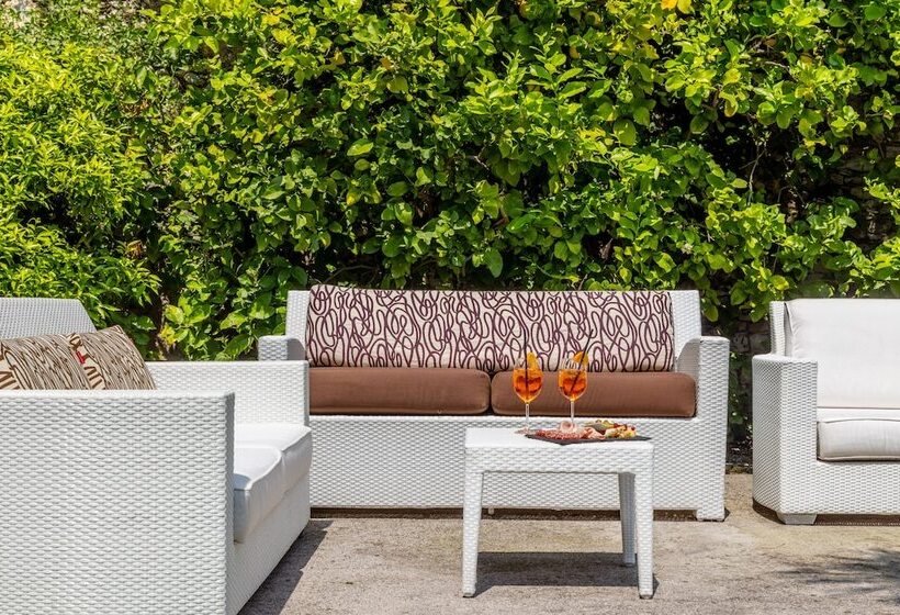 בית מלון כפרי Meandro   Lake View