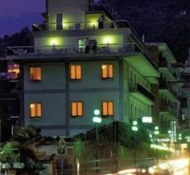 هتل Miramare
