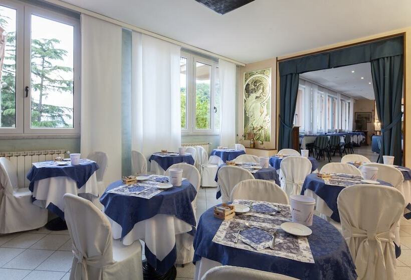 Fotos del hotel Nella:  24