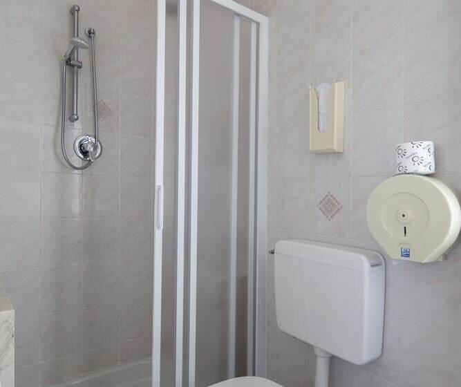 Fotos del hotel Nella:  25