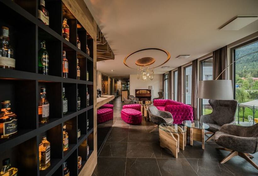 Park Hotel Bellevue