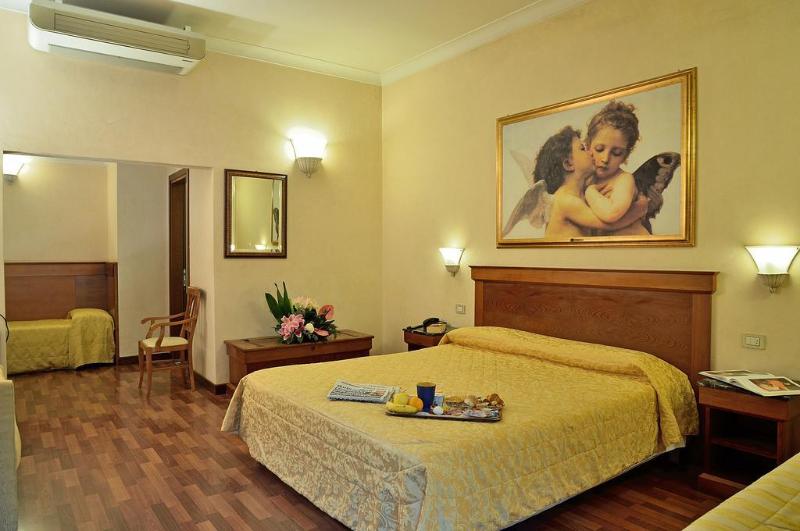 Fotos del hotel Porta Faenza:  6