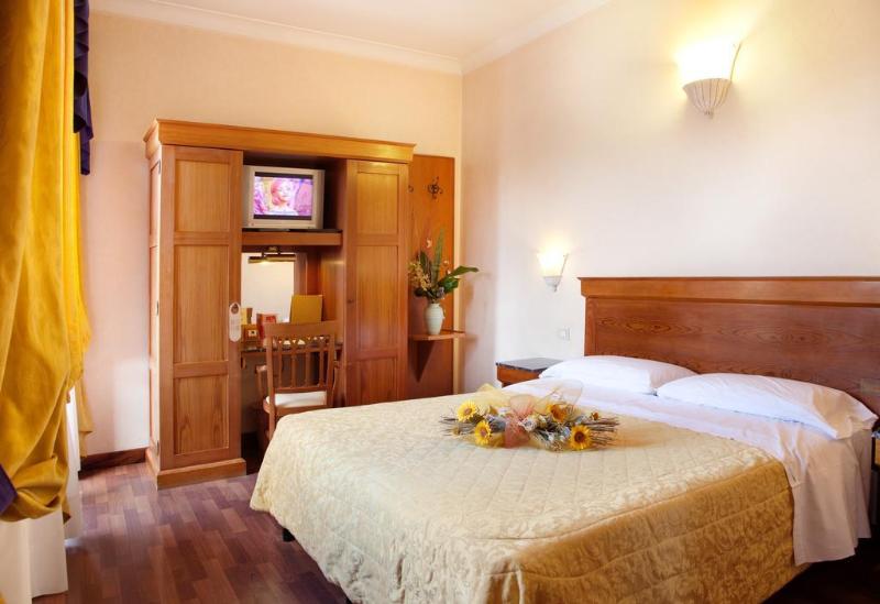 Fotos del hotel Porta Faenza:  8