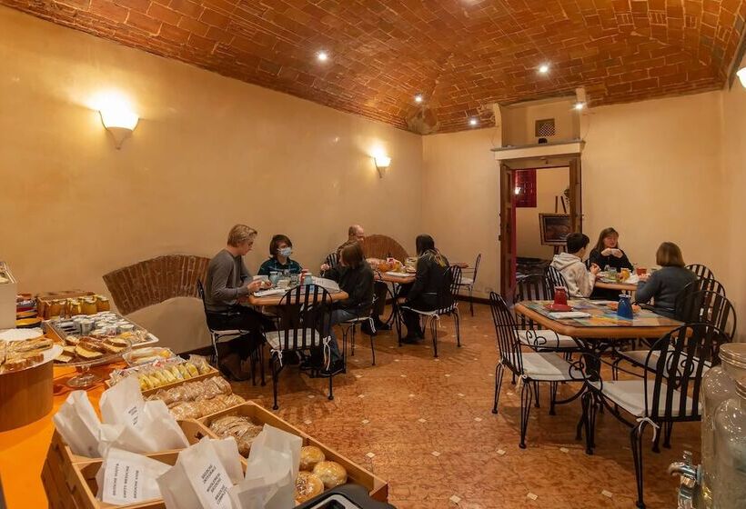 Fotos del hotel Porta Faenza:  43