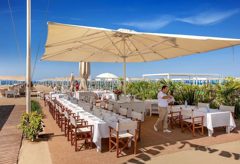 هتل Principe Forte Dei Marmi   Resort & Spa