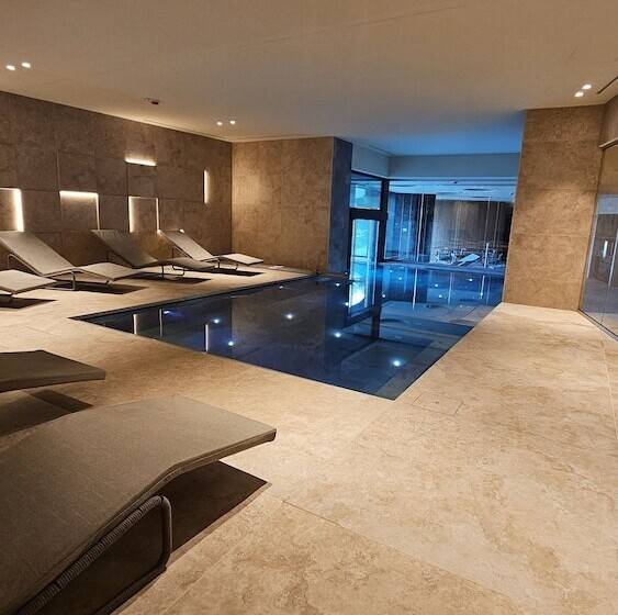 فندق Relais & Spa Castello Di Casiglio