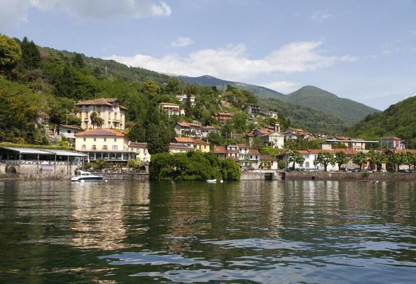 Отель Relais Villa Porta