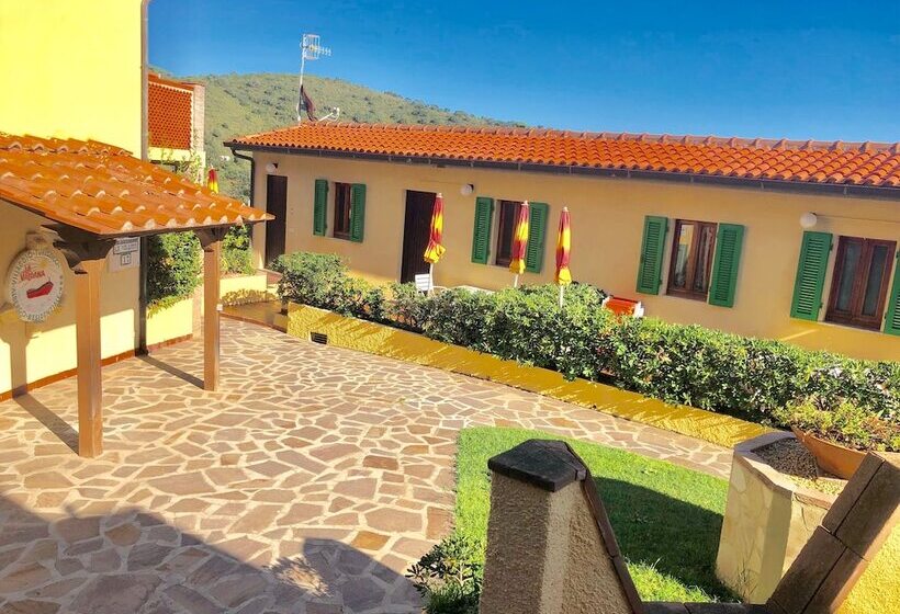 هتل Residence La Valdana