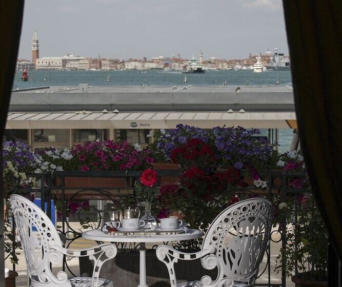 هتل Riviera Venezia Lido