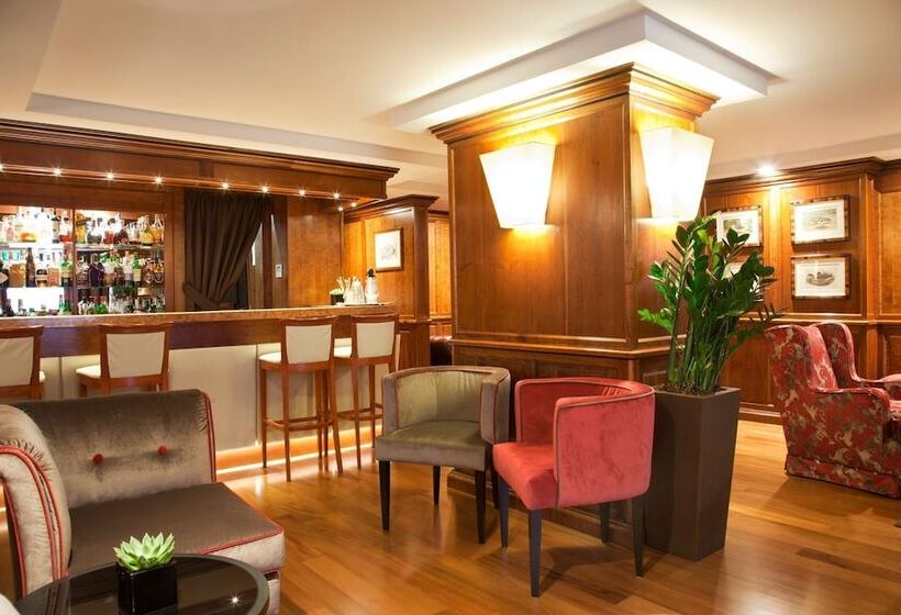 Fotos del hotel Sina De La Ville:  42