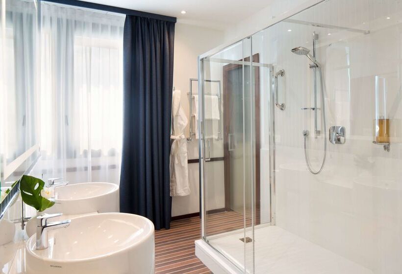 Fotos del hotel Starhotels President:  102