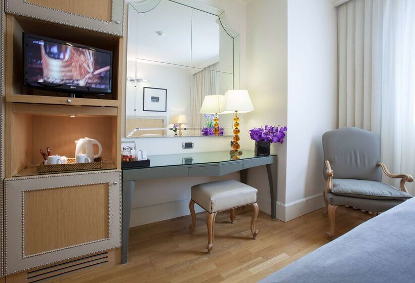 Starhotels Tuscany