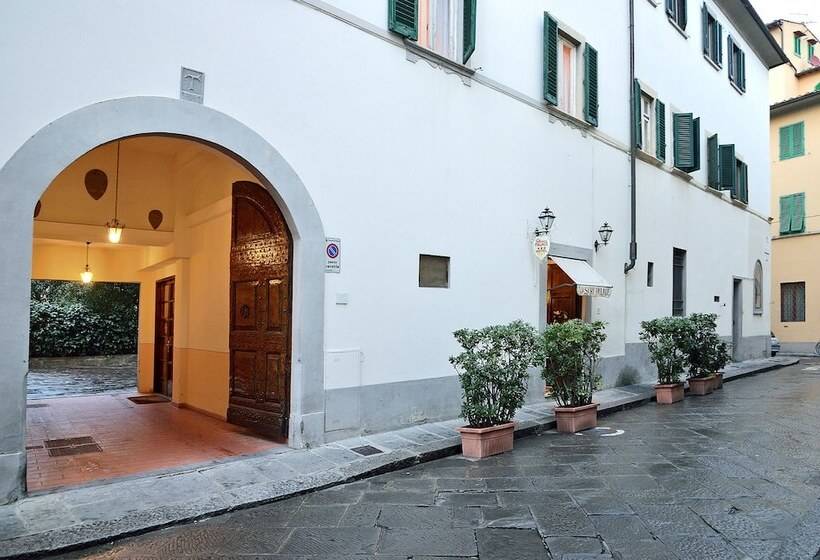 هتل Vasari