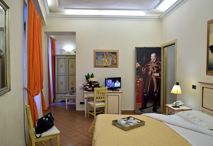 هتل Vasari
