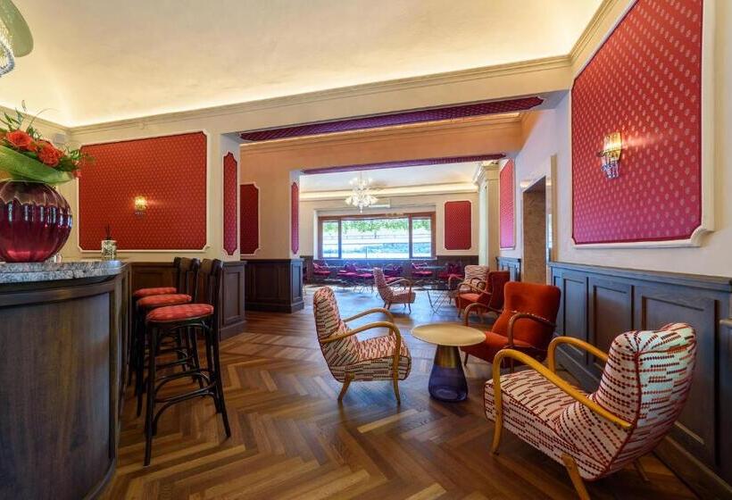 هتل Villa Paradiso