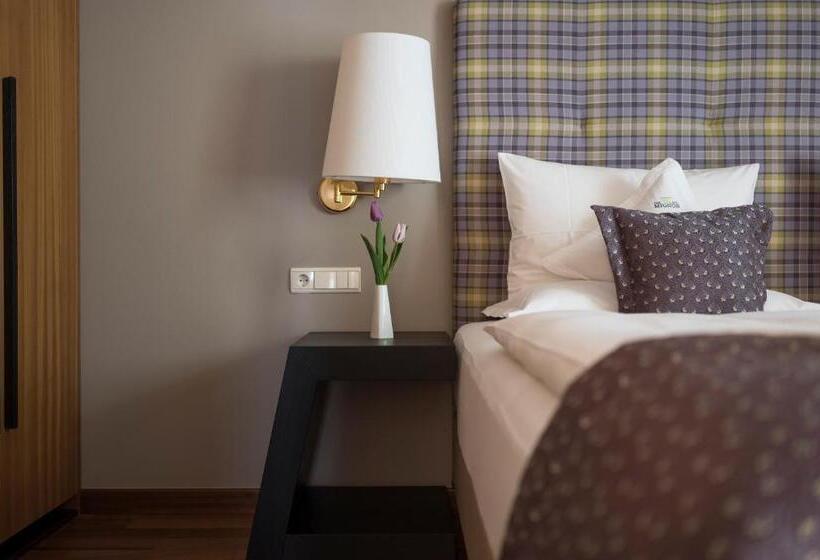 هتل Mignon Meran Park & Spa