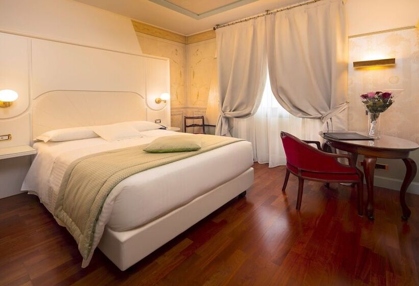 Fotos del hotel Antares Hotel Rubens:  5