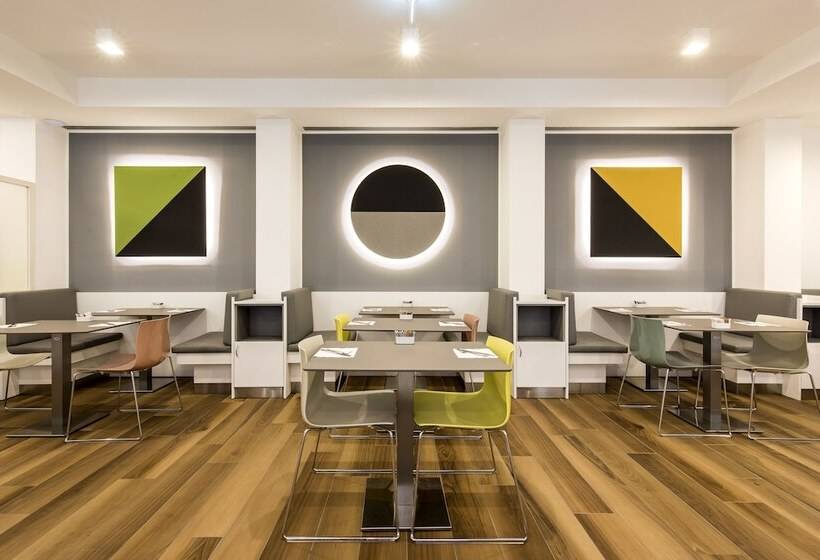 Fotos del hotel 43 Station:  24