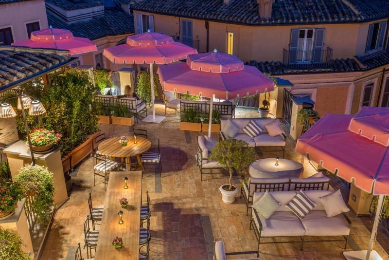 9hotel Cesari