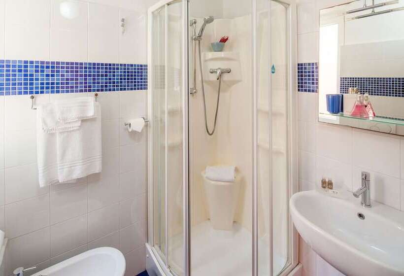 هتل Albergo La Piazzetta