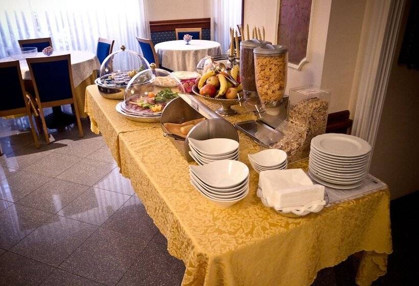 Phi Hotel Ambra