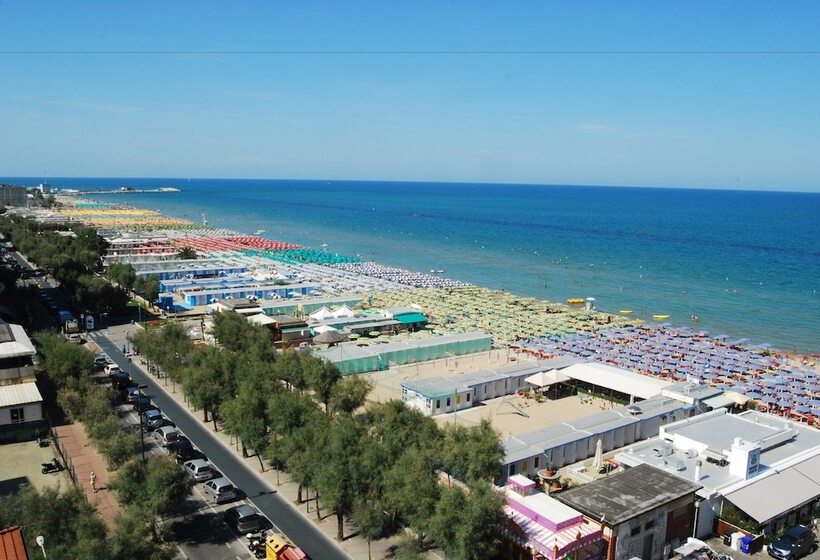 هتل Caravelle