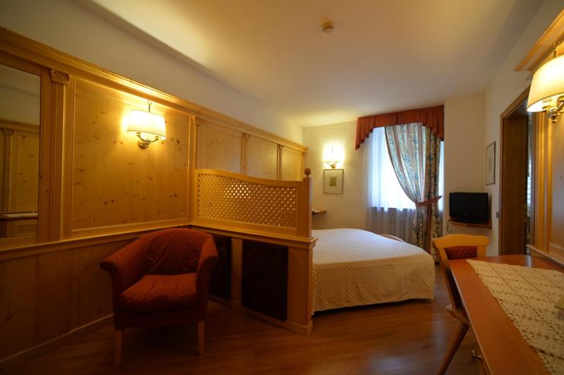 Отель Cevedale Living Romance
