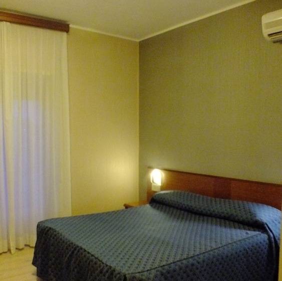 Fotos del hotel Consul:  7