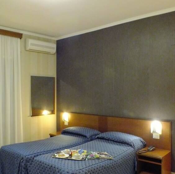 Fotos del hotel Consul:  8