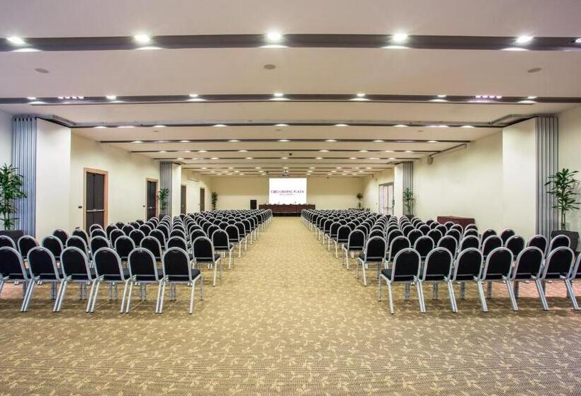 هتل Crowne Plaza Rome St. Peter S, An Ihg