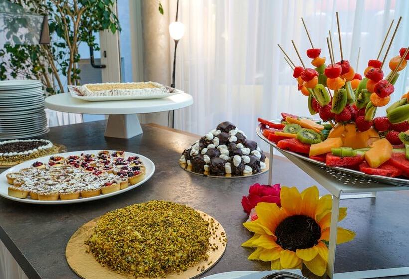 Dasamo Hotel   Dada Hotels