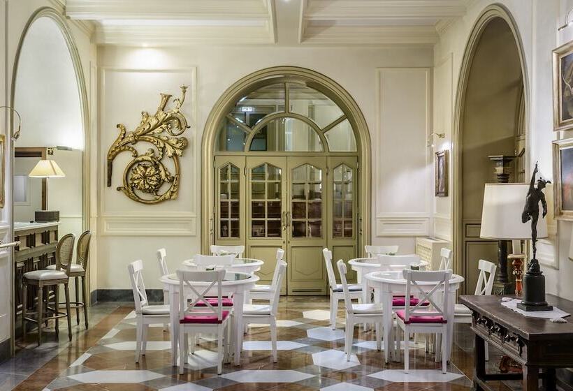 هتل Eurostars Centrale Palace