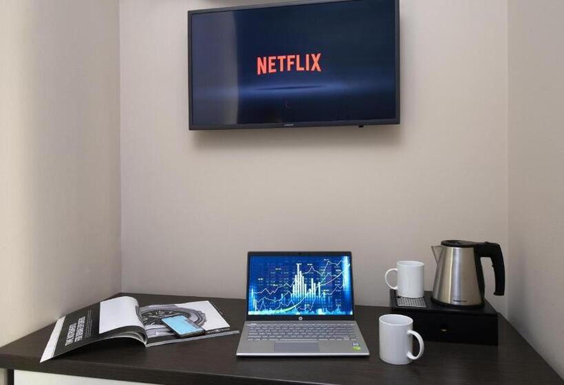 Fotos del hotel Five:  43