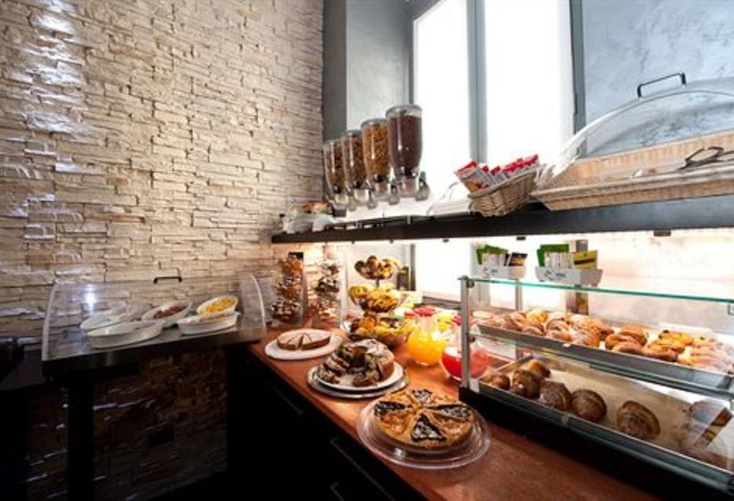 Fotos del hotel Five:  37