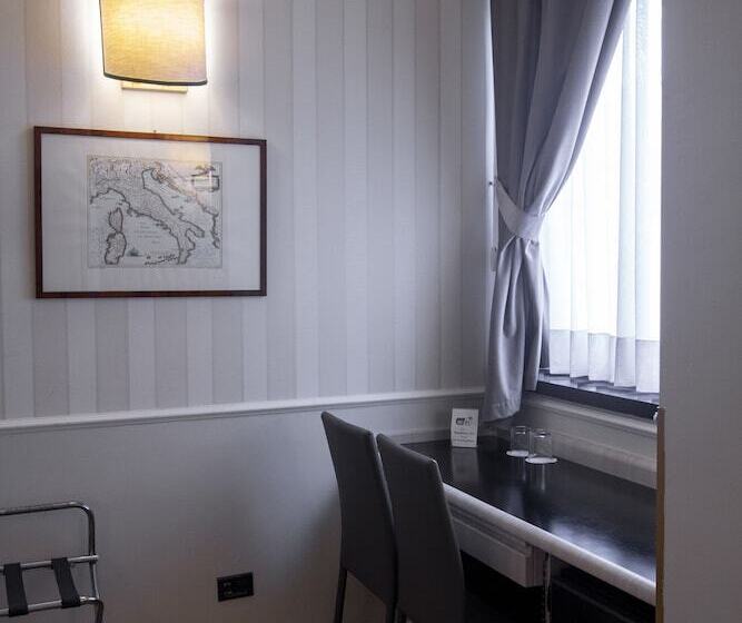 Fotos del hotel Flora:  18